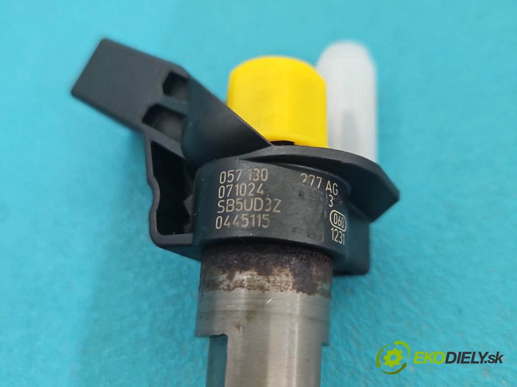 Audi A5 8T 2007-2016 3.0 tdi 239KM manual 176 kW 2967 cm3 2- vstrek 0445115058 (Vstrekovač paliva)