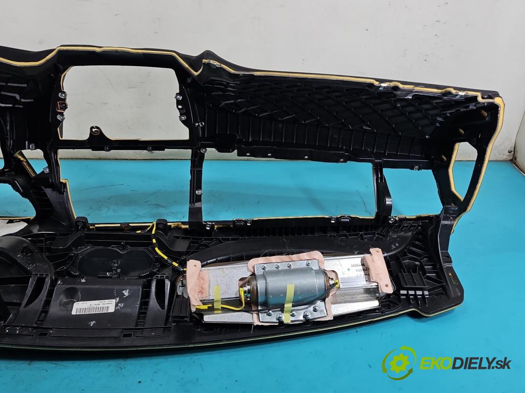 Bmw X6 E71 2007–2014 3.0d 306KM automatic 225 kW 2993 cm3 5- kokpit,přistrojova deska