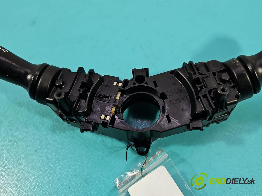 Kia Sportage III 2010-2015 1.6 GDI 135 HP manual 99 kW 1591 cm3 5- prepínač komplex: 93420-2Y660 (Prepínacie páčky pod volantom)