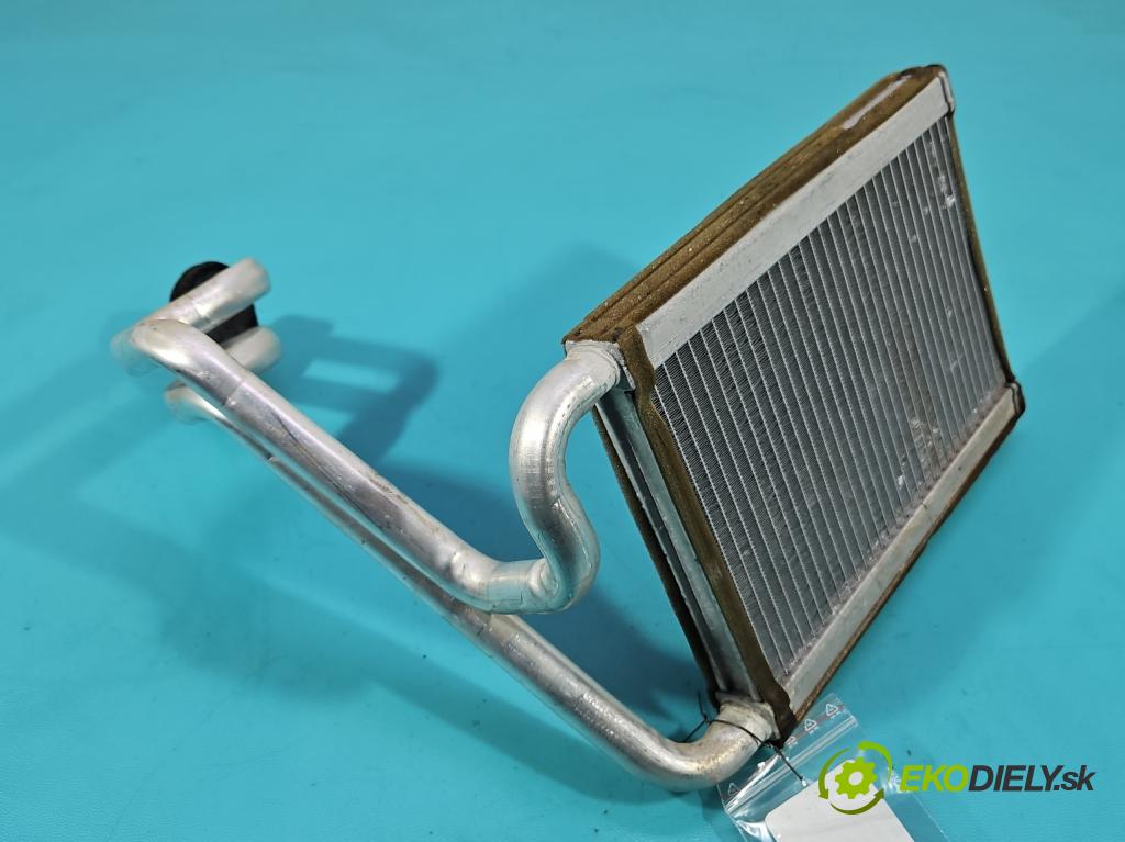 Kia Sportage III 2010-2015 1.6 GDI 135 hp manual 99 kW 1591 cm3 5- radiátor  (Radiátor topení)