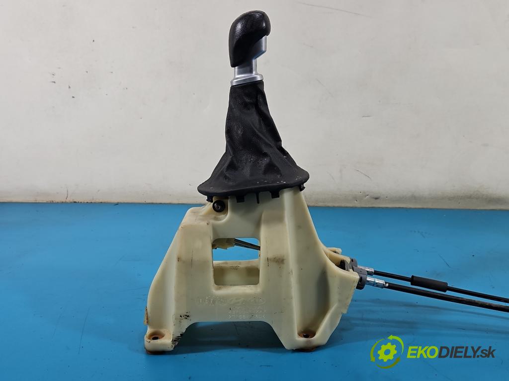 Kia Sportage III 2010-2015 1.6 GDI 135 HP manual 99 kW 1591 cm3 5- Páka: Změny: stupeň,rýchlosť 43700-3WXXX (Rýchlostná páka (kulisa))