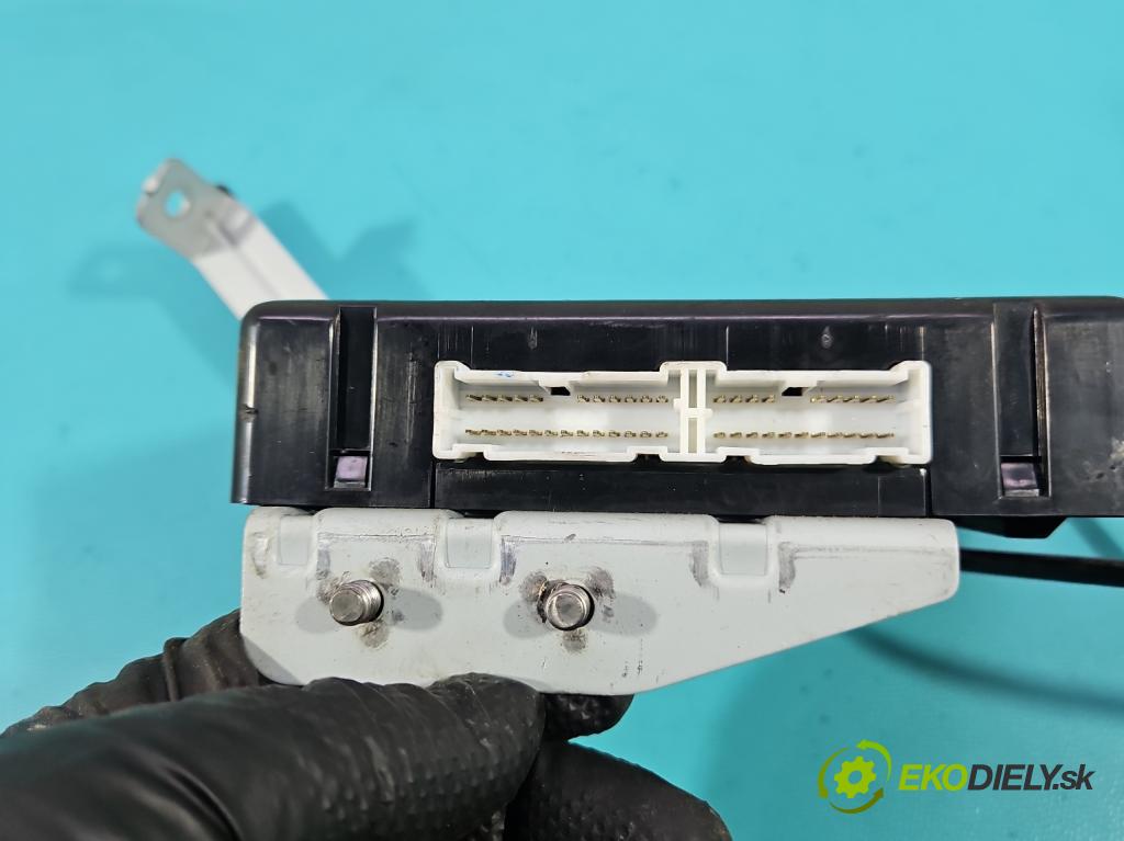 Kia Sportage III 2010-2015 1.6 GDI 135 HP manual 99 kW 1591 cm3 5- riadiaca jednotka ostatné 95400-3U121