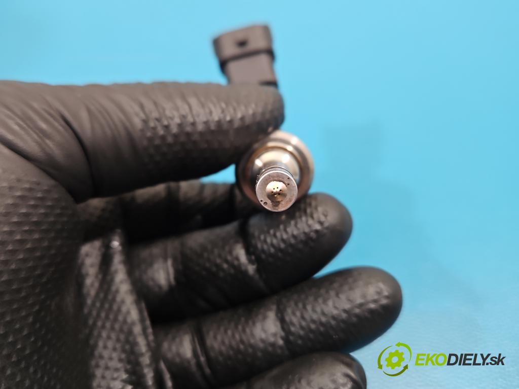 Kia Sportage III 2010-2015 1.6 GDI 135 HP manual 99 kW 1591 cm3 5- vstrek 0261500100 (Vstrekovač paliva)