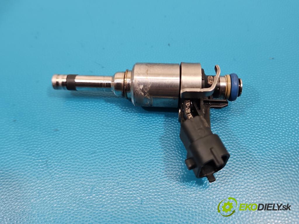 Kia Sportage III 2010-2015 1.6 GDI 135 HP manual 99 kW 1591 cm3 5- vstrek 0261500100 (Vstrekovač paliva)