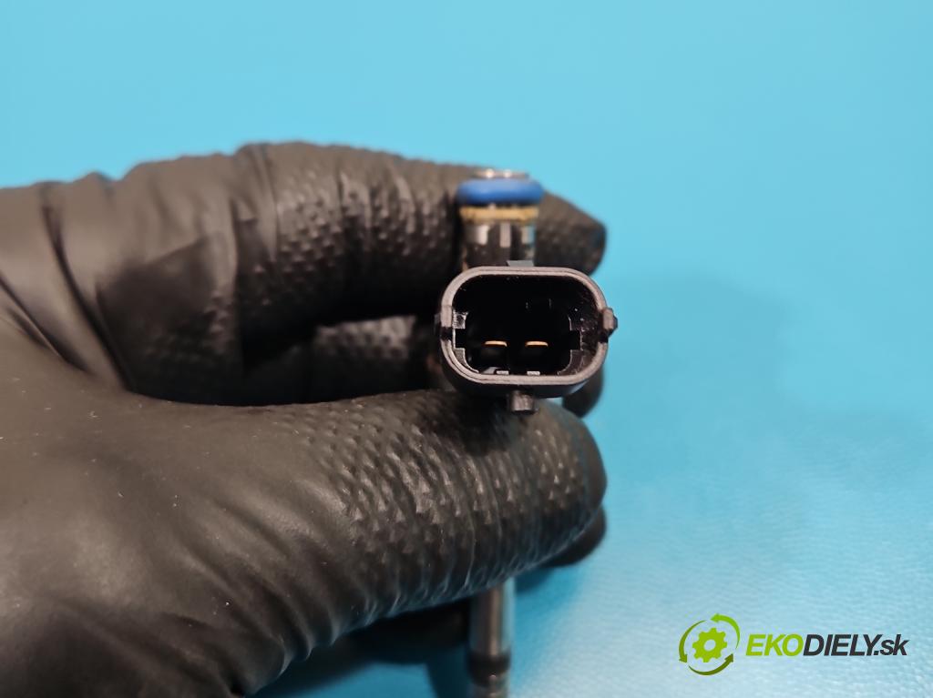 Kia Sportage III 2010-2015 1.6 GDI 135 HP manual 99 kW 1591 cm3 5- vstrek 0261500100 (Vstrekovač paliva)