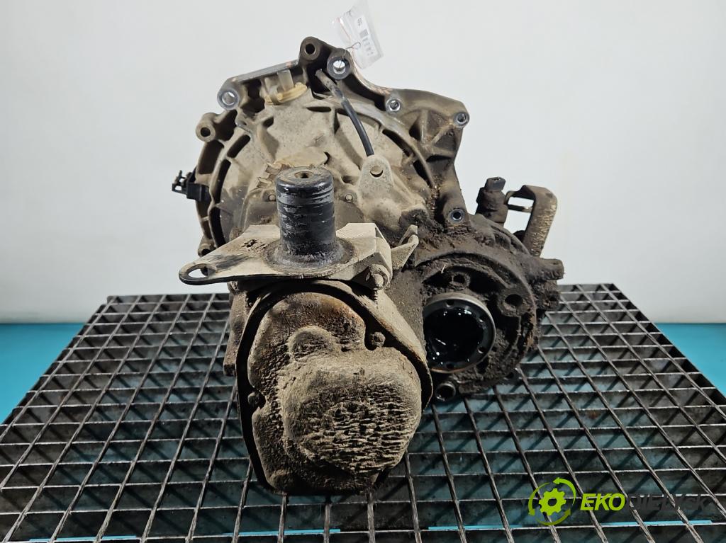 Vw Polo III 6N 1994-2001 1.0 50KM manual 37 kW 999 cm3 5- prevodovka stupeň,rýchlosť manual DKG