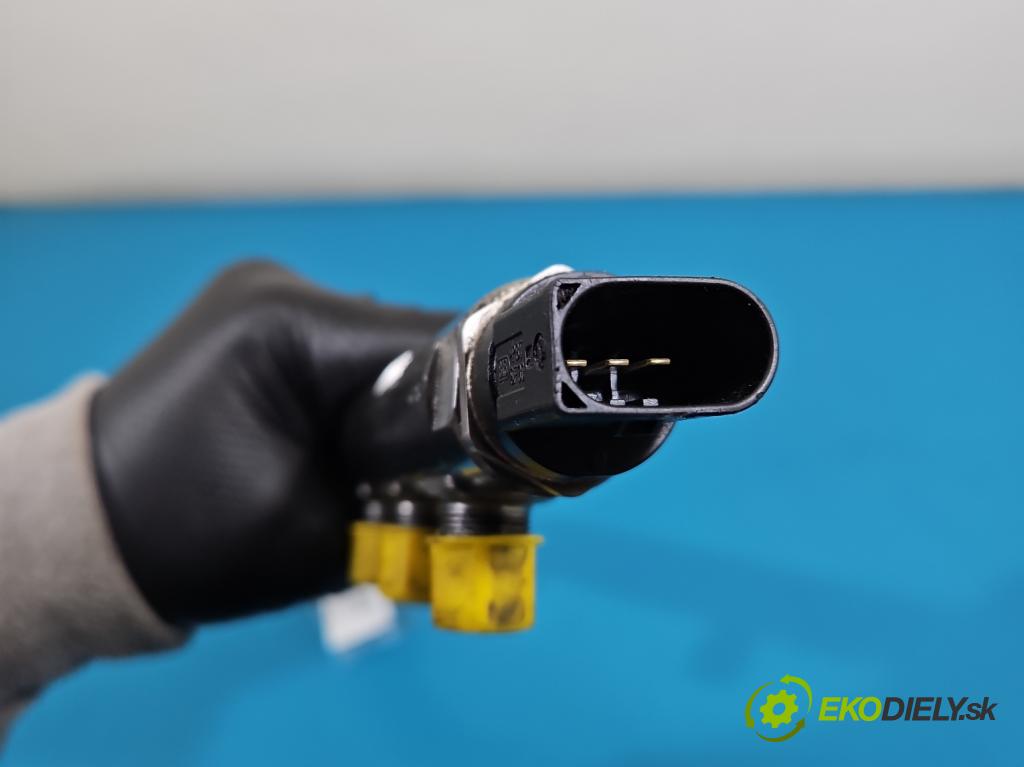 Bmw X6 E71 2007–2014 3.0d 306KM automatic 225 kW 2993 cm3 5- lišta vstrekovacia 0445216036 (Vstrekovacia lišta)