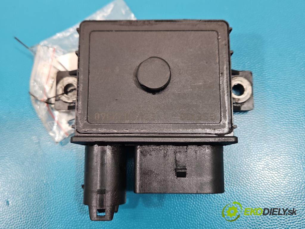 Bmw X6 E71 2007–2014 3.0d 306KM automatic 225 kW 2993 cm3 5- Relé: svíčky: zařicích: E2110022368 (Relé)