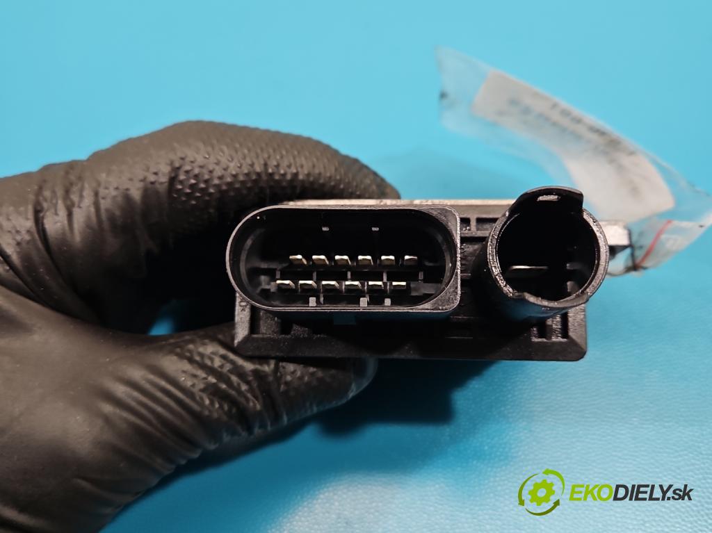 Bmw X6 E71 2007–2014 3.0d 306KM automatic 225 kW 2993 cm3 5- Relé: svíčky: zařicích: E2110022368 (Relé)