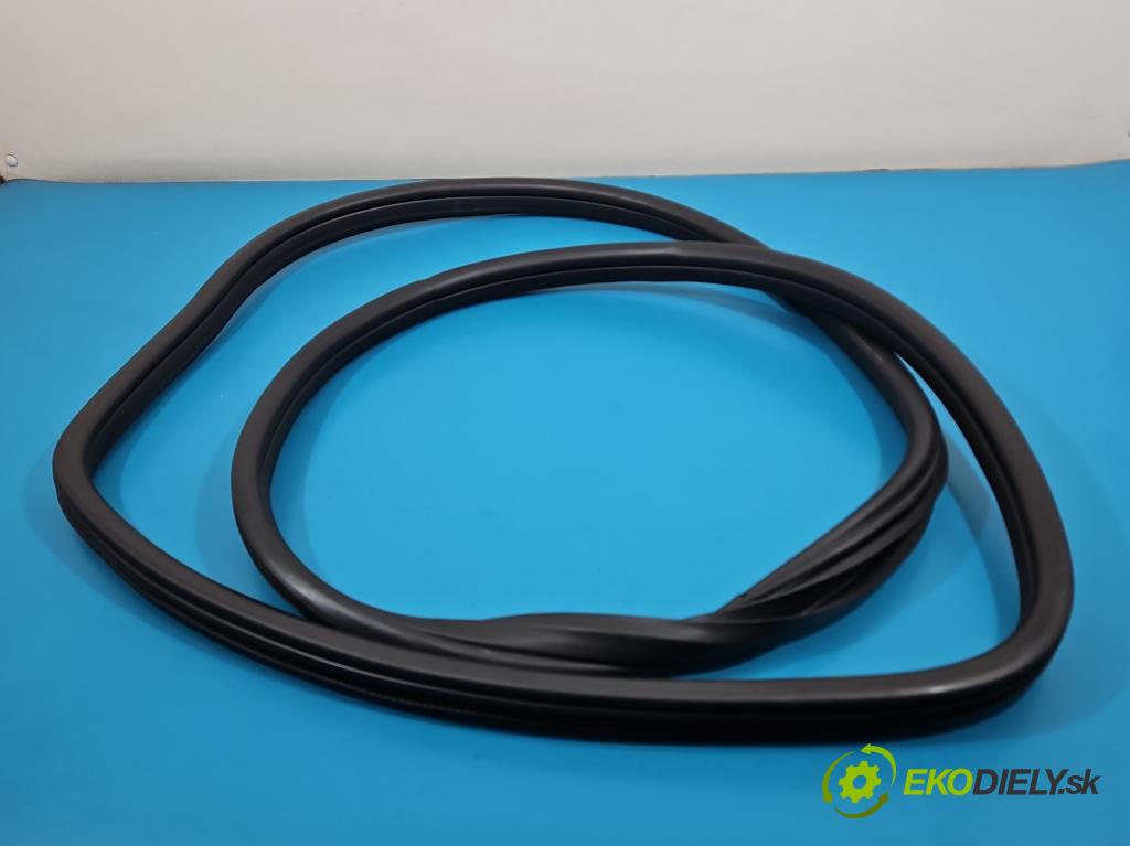 Bmw X6 E71 2007–2014 3.0d 306KM automatic 225 kW 2993 cm3 5- Těsnění: dveře zadní levé  (Karoserie ostatní)