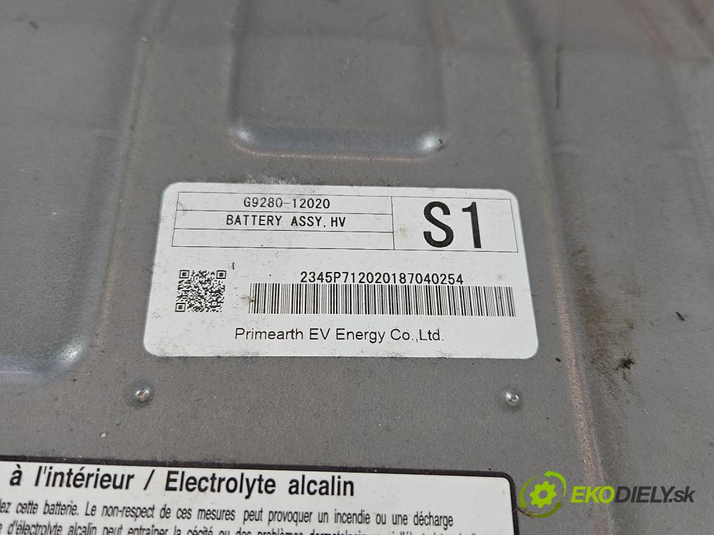 Toyota Auris II 2012-2018 1.8 hybrid 99 HP automatic 73 kW 1798 cm3 5- batéria G9280-12020
