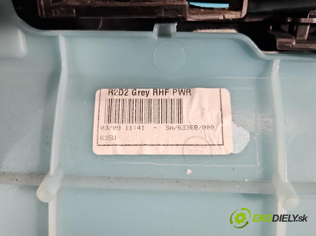 Toyota Auris II 2012-2018 1.8 hybrid 99 HP automatic 73 kW 1798 cm3 5- Čalounictví: dvere predné pravé 67777-02300