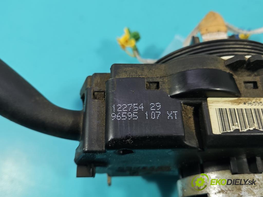 Peugeot 206 1.4 hdi 68 HP manual 50 kW 1398 cm3 5- prepínač komplex: 96595107XT (Prepínacie páčky pod volantom)