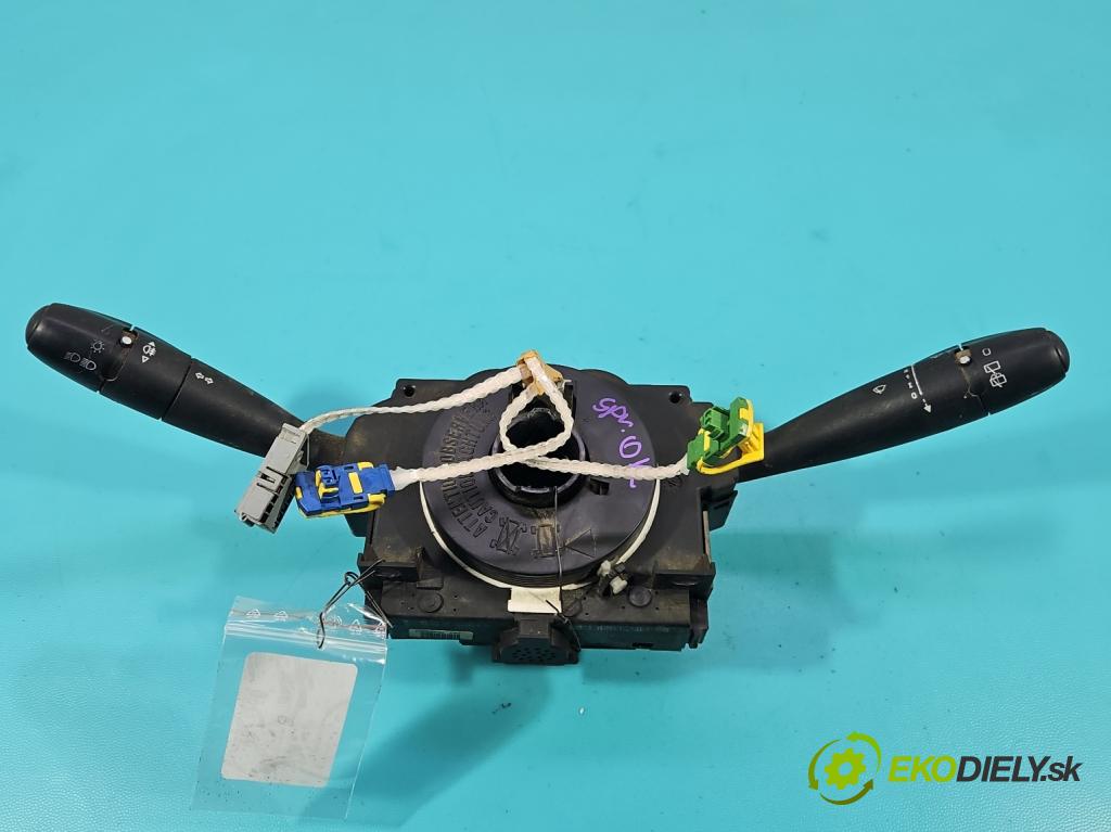 Peugeot 206 1.4 hdi 68 HP manual 50 kW 1398 cm3 5- prepínač komplex: 96595107XT (Prepínacie páčky pod volantom)