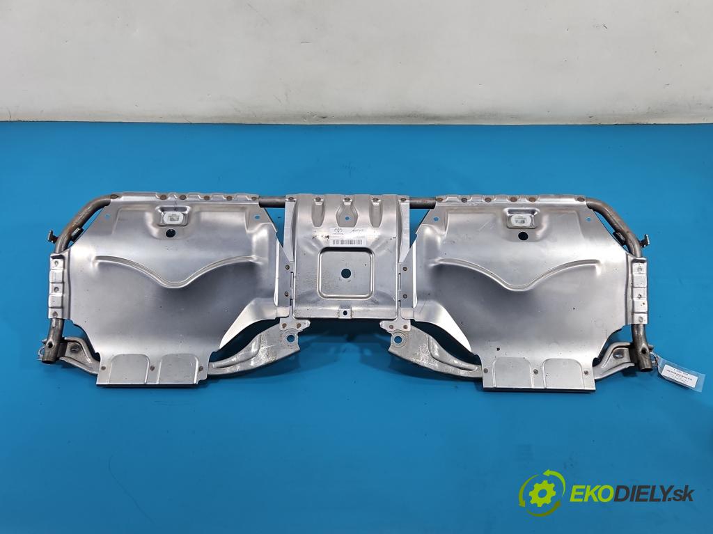 Toyota Auris II 2012-2018 1.8 hybrid 99 hp automatic 73 kW 1798 cm3 5- kryt 2092085