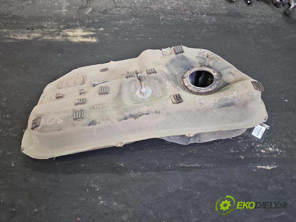 Kia Sportage III 2010-2015 1.6 GDI 135 HP manual 99 kW 1591 cm3 5- Nádrž: palivo  (Palivová nádrž)