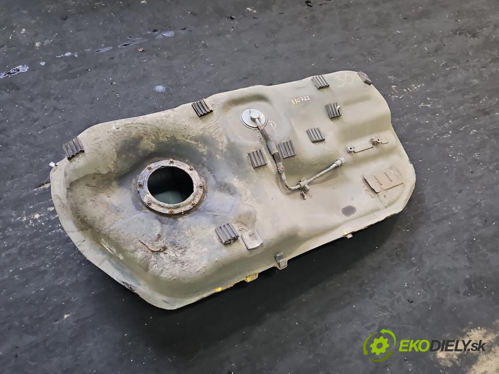 Kia Sportage III 2010-2015 1.6 GDI 135 HP manual 99 kW 1591 cm3 5- Nádrž: palivo  (Palivová nádrž)