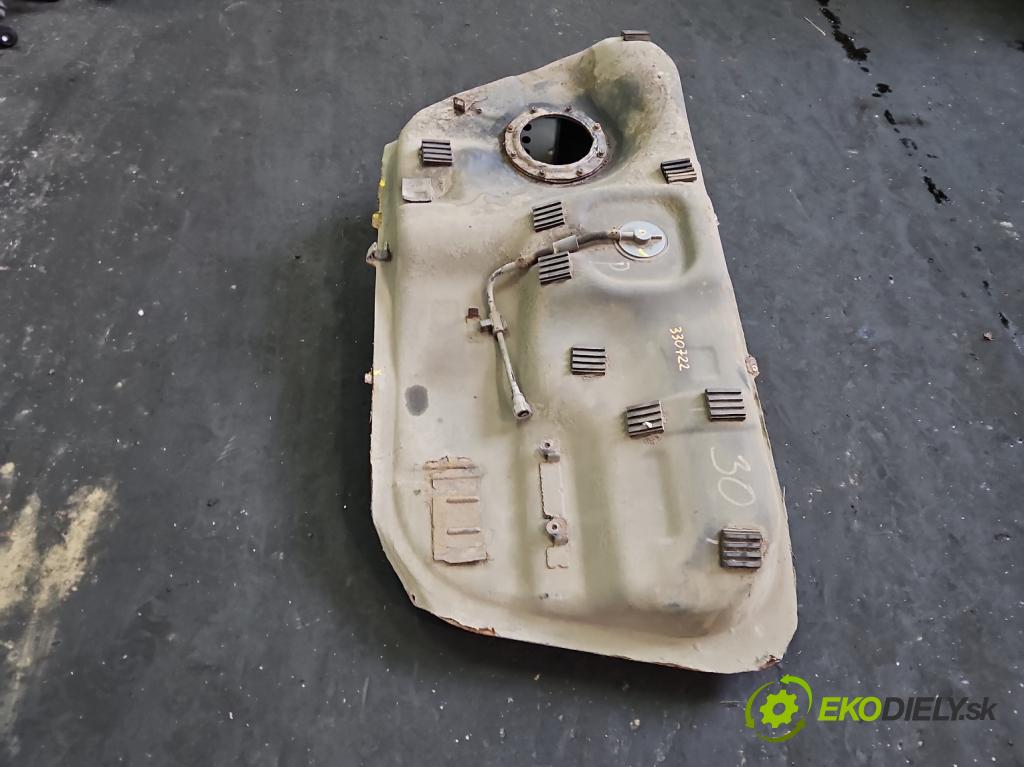 Kia Sportage III 2010-2015 1.6 GDI 135 HP manual 99 kW 1591 cm3 5- Nádrž: palivo  (Palivová nádrž)