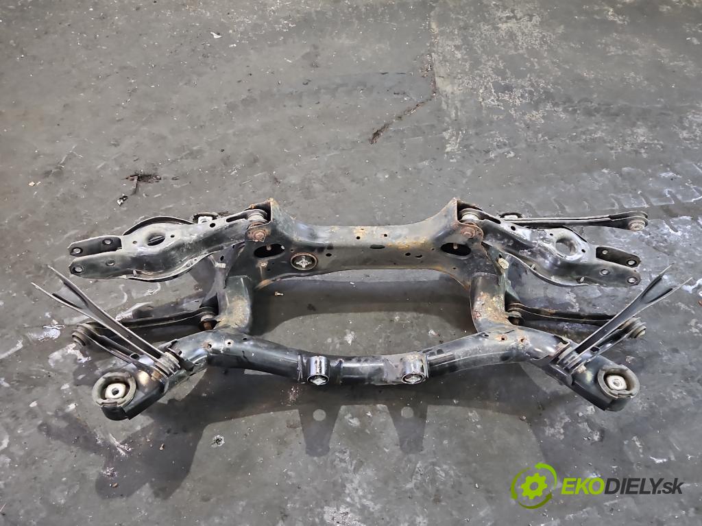 Bmw 3 F34 2013-2020 2.0d 190 HP automatic 140 kW 1999 cm3 5- zadna výstuha  (Výstuha zadná)