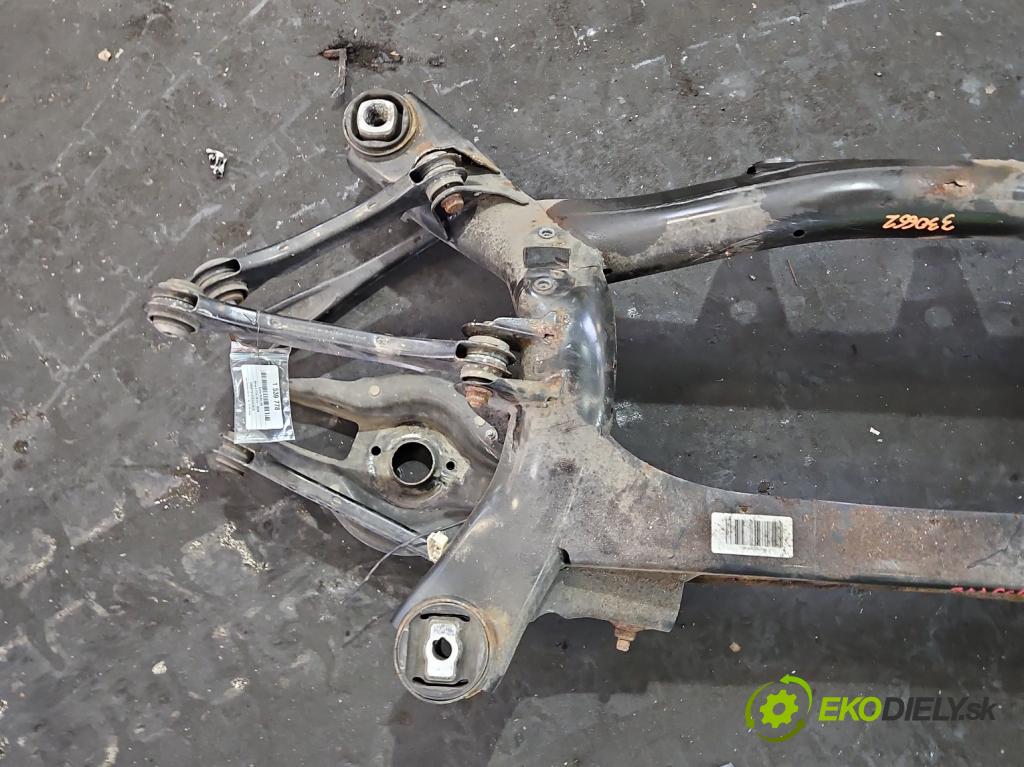 Bmw 3 F34 2013-2020 2.0d 190 HP automatic 140 kW 1999 cm3 5- zadna výstuha  (Výstuha zadná)