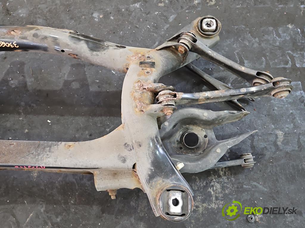 Bmw 3 F34 2013-2020 2.0d 190 HP automatic 140 kW 1999 cm3 5- zadna výstuha  (Výstuha zadná)