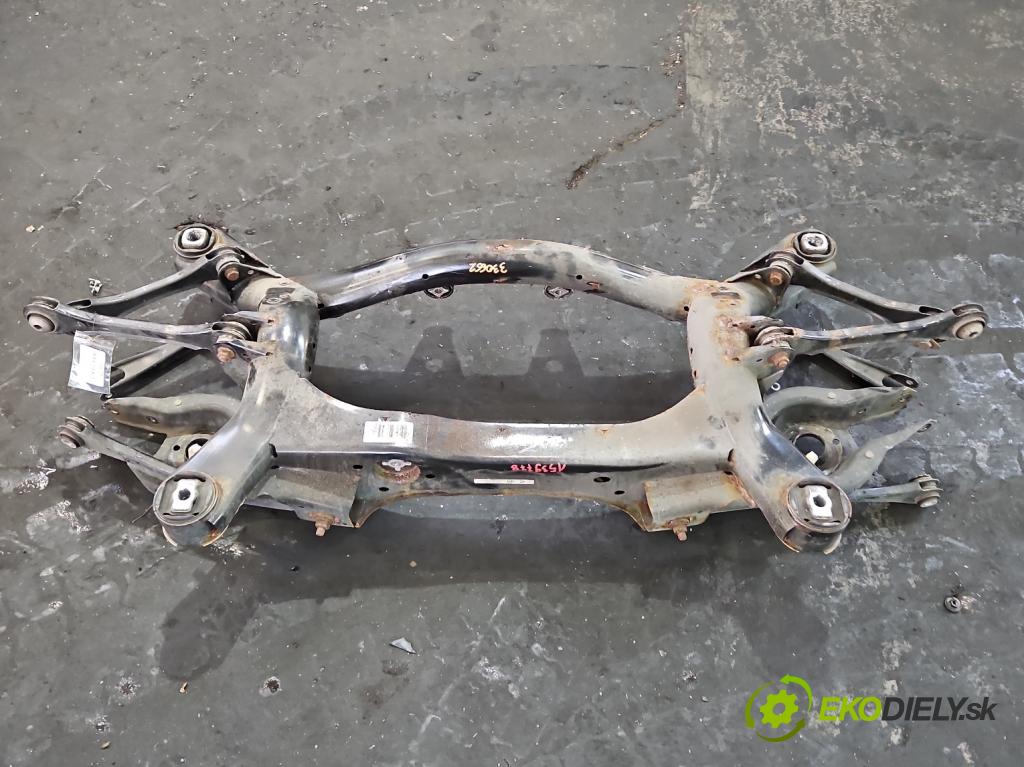 Bmw 3 F34 2013-2020 2.0d 190 hp automatic 140 kW 1999 cm3 5- zadní výztuha  (Zadní výztuha)