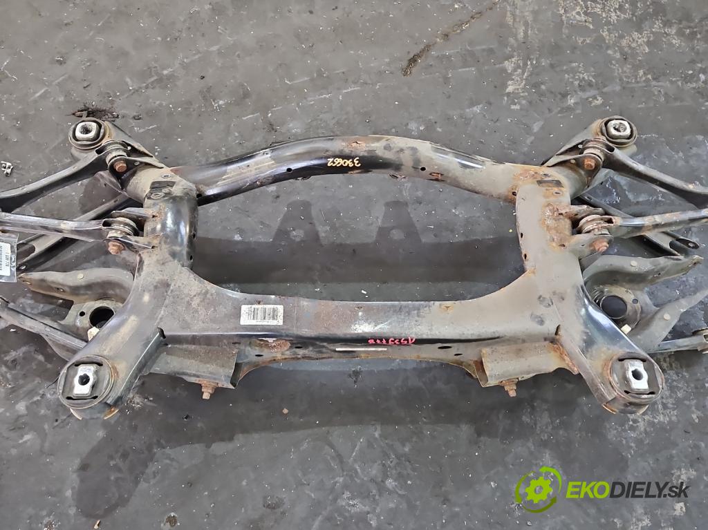 Bmw 3 F34 2013-2020 2.0d 190 HP automatic 140 kW 1999 cm3 5- zadna výstuha  (Výstuha zadná)