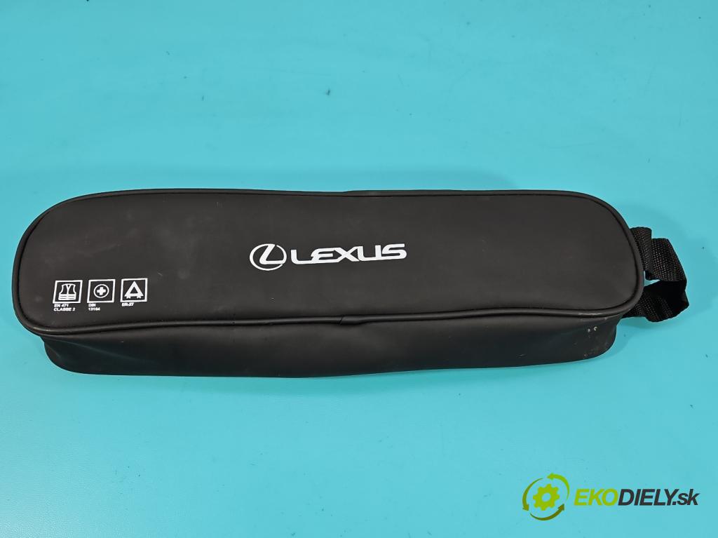 Lexus CT 2010-2022 1.8 VVTI 99 HP automatic 73 kW 1798 cm3 5- Trojuholník: upozornujuci
