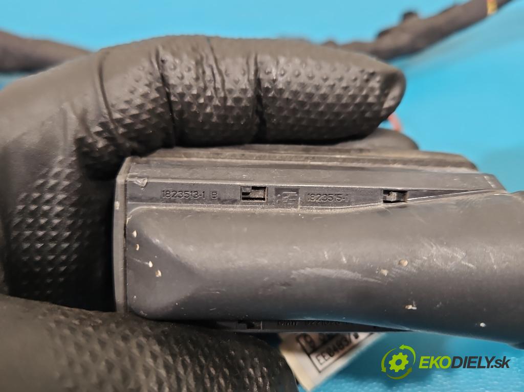 Bmw 3 F34 2013-2020 2.0d 190 hp automatic 140 kW 1999 cm3 5- Balíček: dveře přední vlevo 9326408