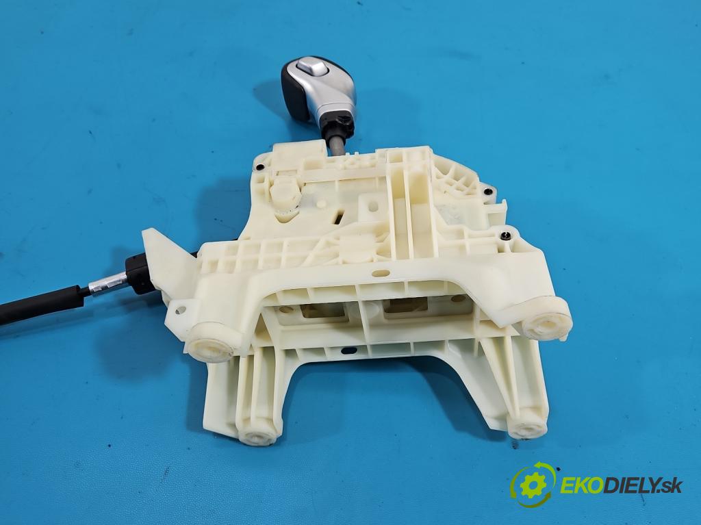 Kia Ceed III 2018- 1.5 160 HP automatic 117.5 kW 1482 cm3 5- Páka: Změny: stupeň,rýchlosť 46700-M6200KB (Rýchlostná páka (kulisa))