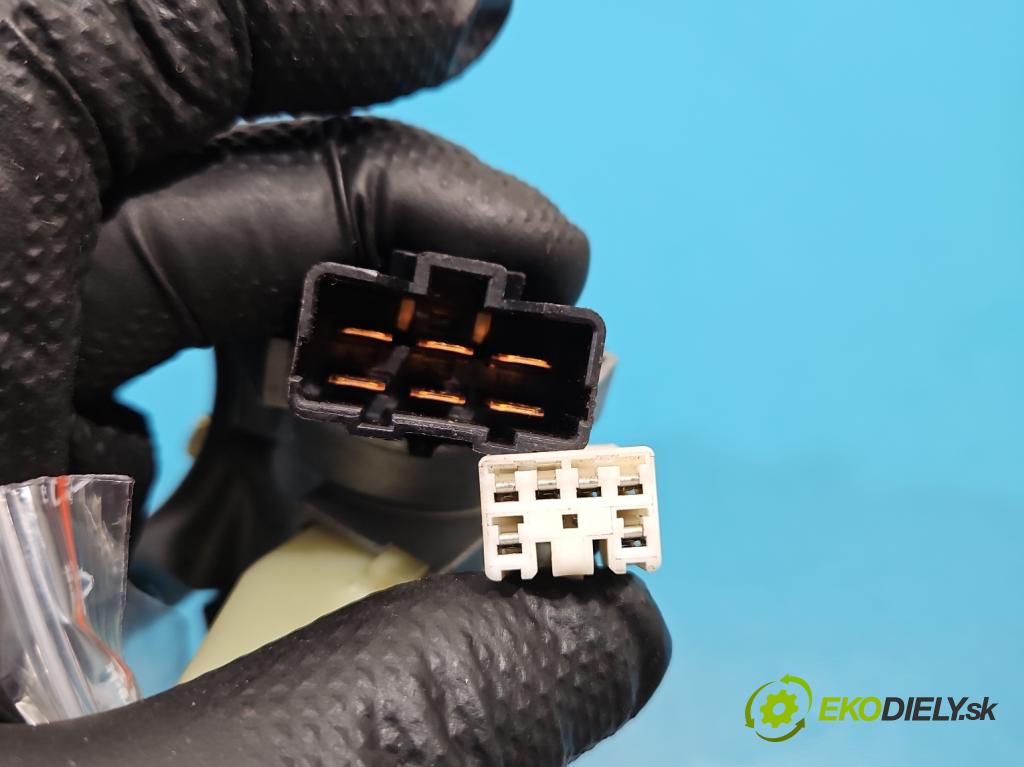 Kia Ceed III 2018- 1.5 160 HP automatic 117.5 kW 1482 cm3 5- Spínačka  (Spínacia skrinka)