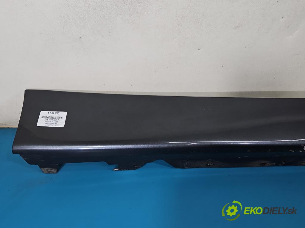 Bmw 3 F34 2013-2020 2.0d 190 HP automatic 140 kW 1999 cm3 5- lišta práh: pravé 7303056-07 (Lišta prahová)