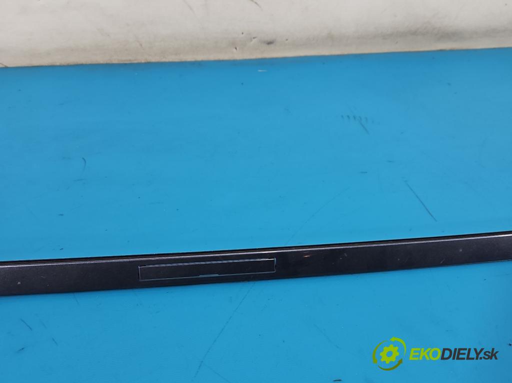 Bmw 3 F34 2013-2020 2.0d 190 hp automatic 140 kW 1999 cm3 5- lišta střecha: levé 7344993-03