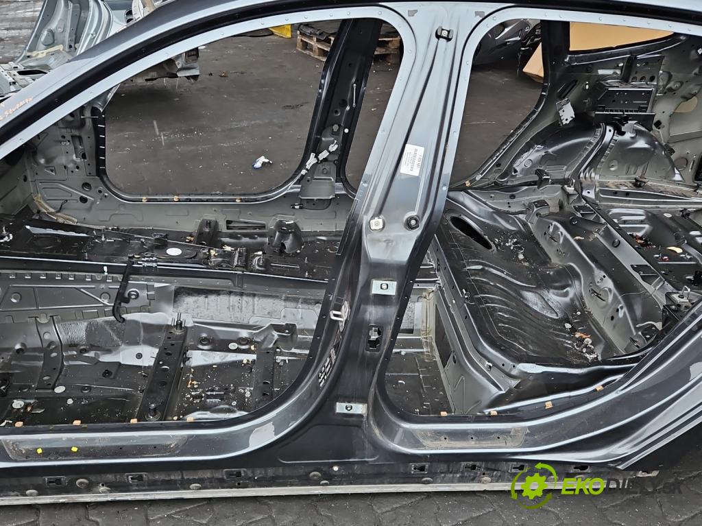 Bmw 3 F34 2013-2020 2.0d 190 hp automatic 140 kW 1999 cm3 5- práh levý  (Karoserie ostatní)