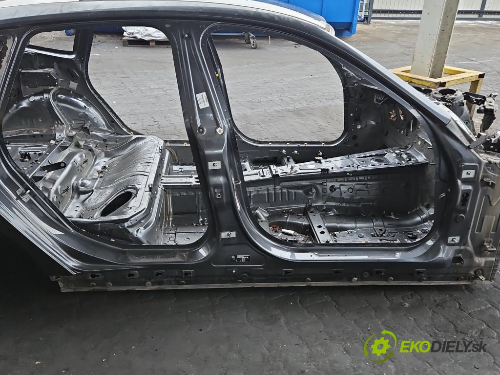 Bmw 3 F34 2013-2020 2.0d 190 HP automatic 140 kW 1999 cm3 5- Práh: pravý  (Karoséria ostatné)