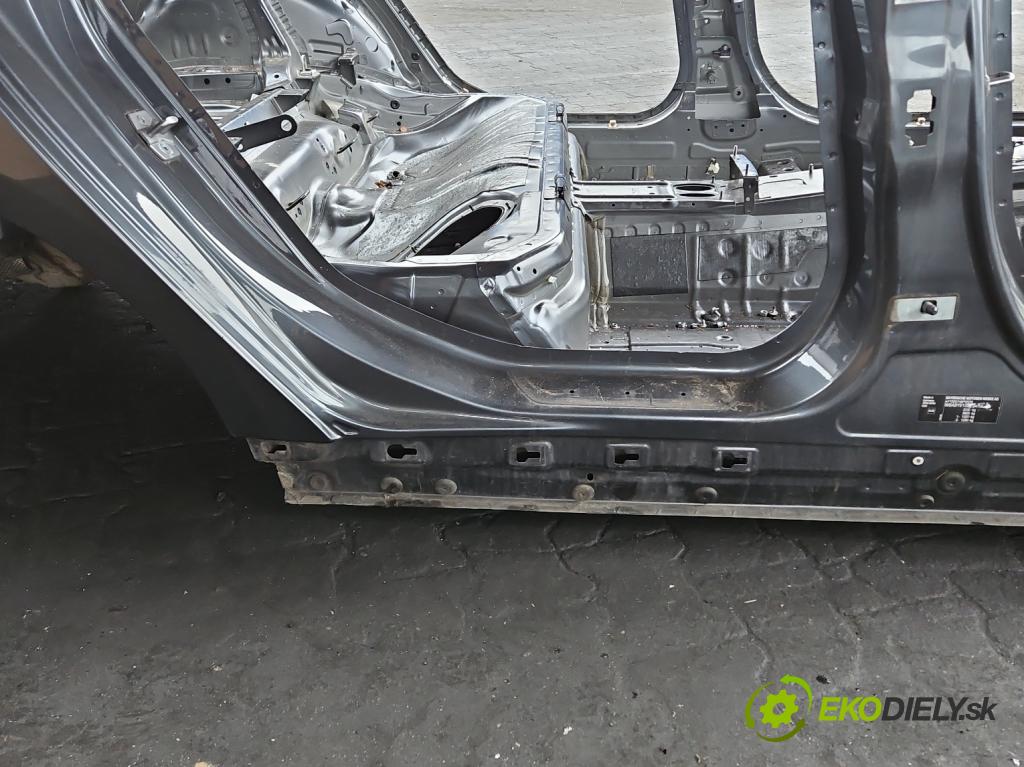 Bmw 3 F34 2013-2020 2.0d 190 hp automatic 140 kW 1999 cm3 5- práh pravý  (Karoserie ostatní)