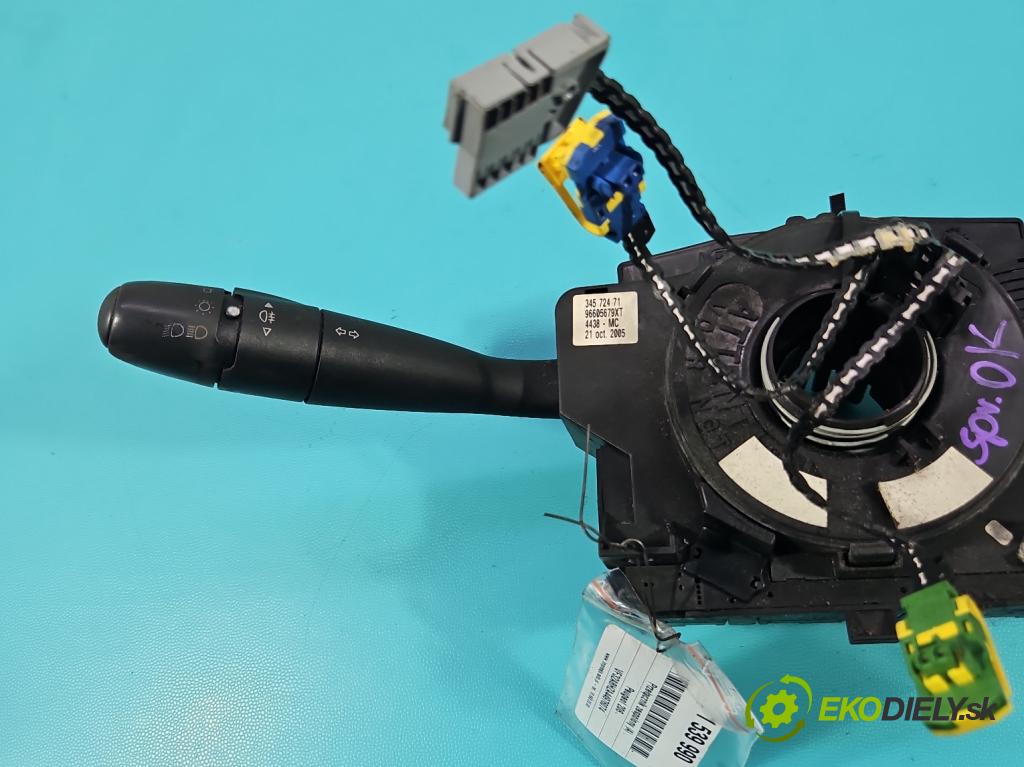 Peugeot 206 1.4 hdi 68 HP manual 50 kW 1398 cm3 5- prepínač komplex: 96605679XT (Prepínacie páčky pod volantom)