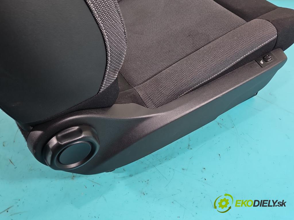 Citroen C4 Cactus 2014-2020 1.6 hdi 92 HP automatic 68 kW 1560 cm3 5- Sedačka pravý  (Sedadlo)