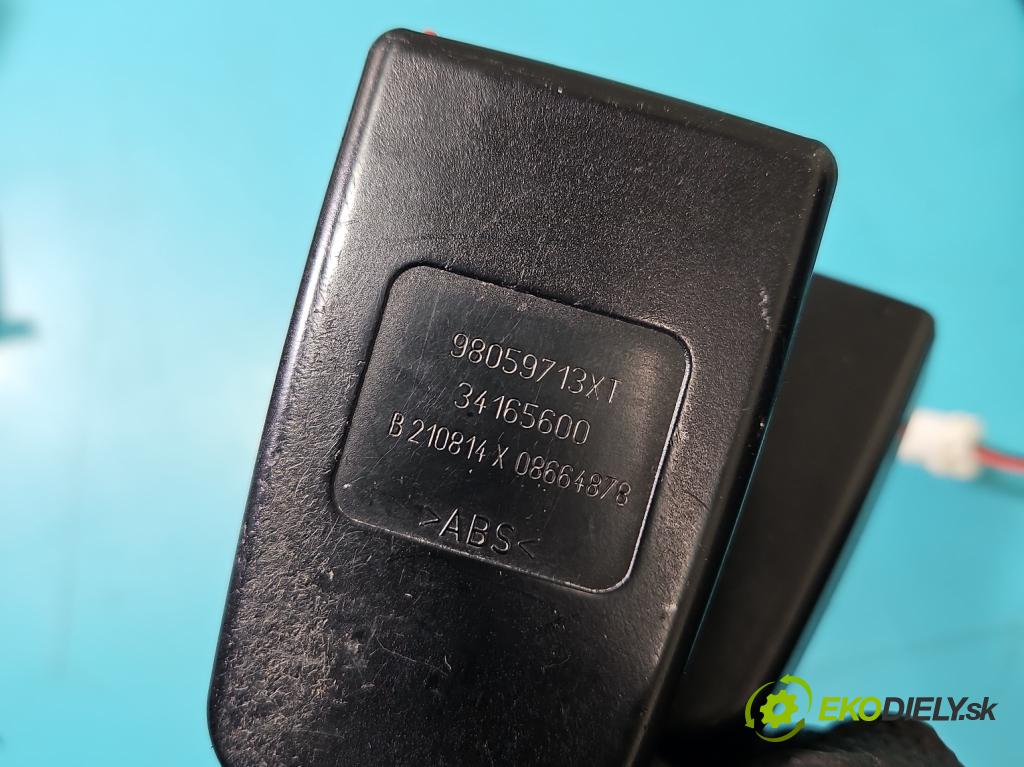 Citroen C4 Cactus 2014-2020 1.6 hdi 92 HP automatic 68 kW 1560 cm3 5- Pohovka: zadné  (Sedadlo)