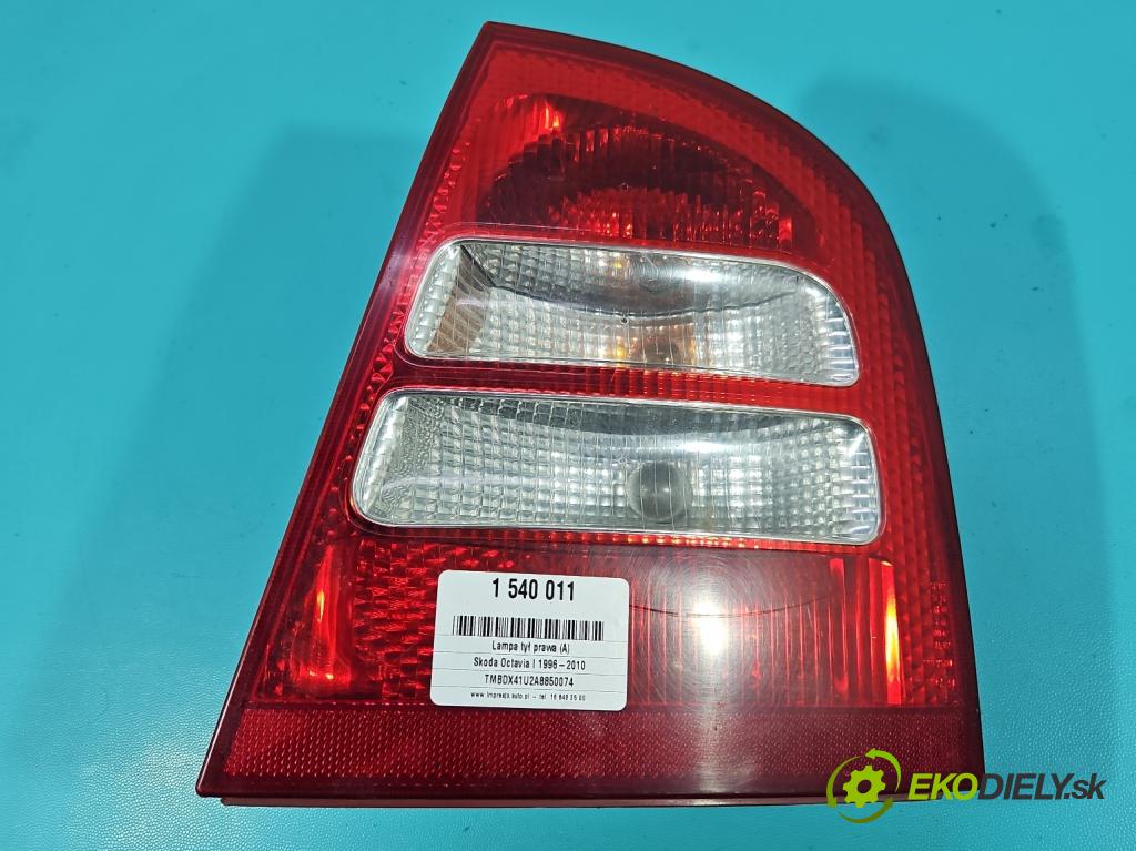Skoda Octavia I 1996-2010 1.6 SR 102 HP manual 75 kW 1595 cm3 5- svetlo / reflektor zadné pravé 1U6945096 (Kľučka dverí ostatné)