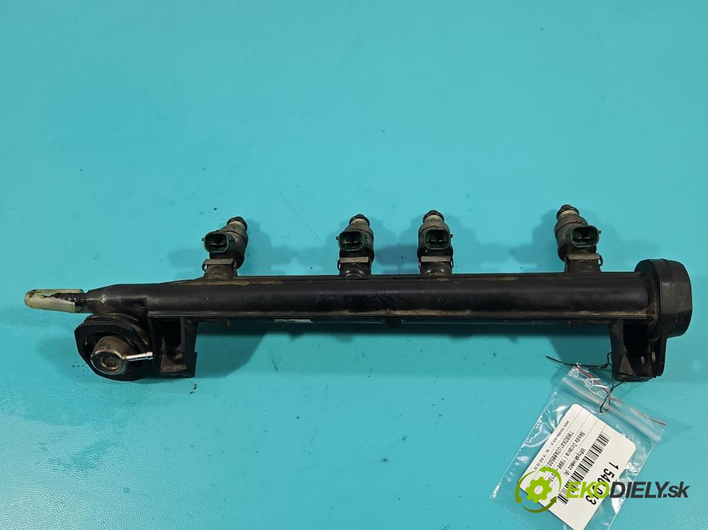 Skoda Octavia I 1996-2010 1.6 SR 102 HP manual 75 kW 1595 cm3 5- vstrek 06A133317A (Vstrekovač paliva)