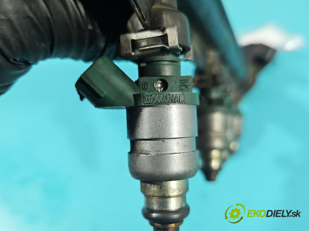 Skoda Octavia I 1996-2010 1.6 SR 102 HP manual 75 kW 1595 cm3 5- vstrek 06A133317A (Vstrekovač paliva)