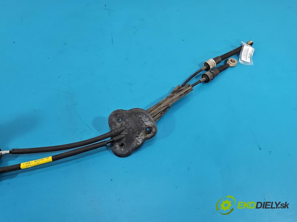 Renault Megane III 2008-2016 1.4 TCE: 131 HP manual 96 kW 1397 cm3 5- Páka: Změny: stupeň,rýchlosť 8200781046 (Rýchlostná páka (kulisa))