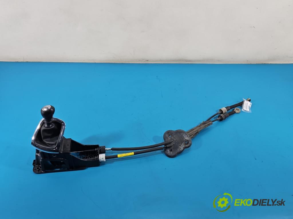 Renault Megane III 2008-2016 1.4 TCE: 131 HP manual 96 kW 1397 cm3 5- Páka: Změny: stupeň,rýchlosť 8200781046 (Rýchlostná páka (kulisa))