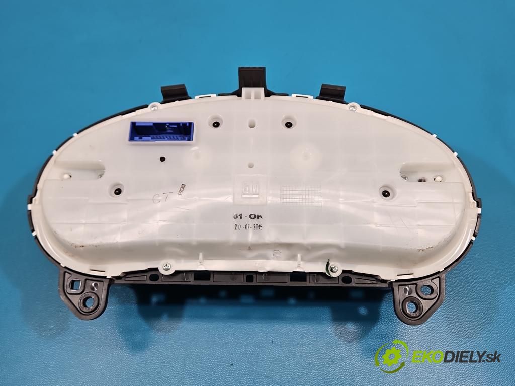 Opel Astra V  2015-2022 1.4 T 125 HP manual 92 kW 1399 cm3 5- prístrojovka/ budíky 39035239 (Prístrojová doska)