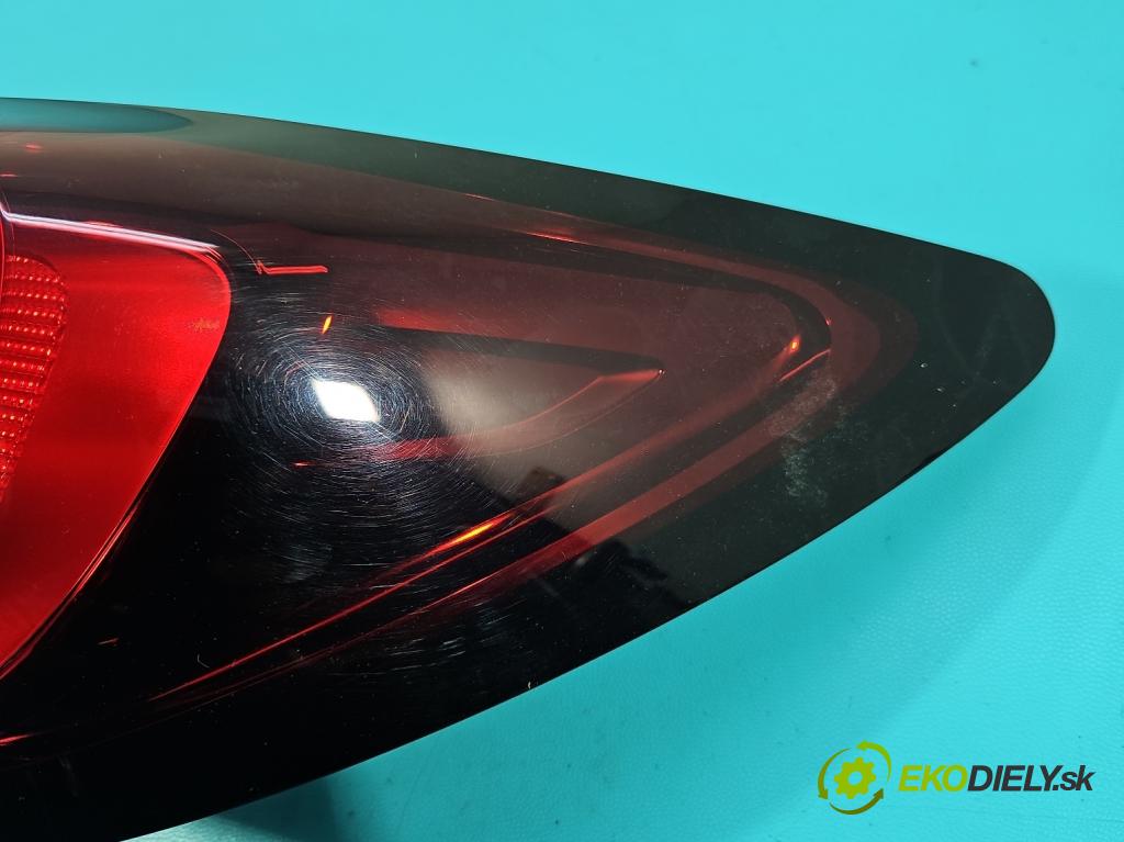 Opel Astra V  2015-2022 1.4 T 125 HP manual 92 kW 1399 cm3 5- svetlo / reflektor zadné pravé 39015944 (Kľučka dverí ostatné)