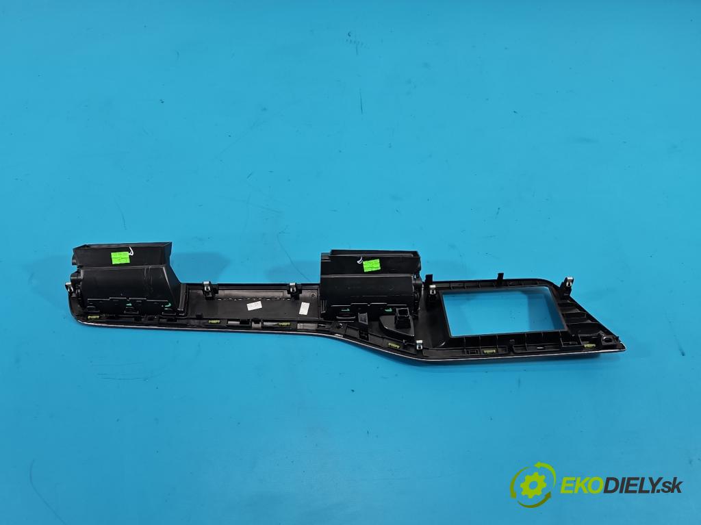 Citroen C5 II 2008-2017 2.0 hdi 136 HP automatic 100 kW 1997 cm3 4- Mřížka: kúrenia stredová 9682297777 (Mriežka kúrenia (fukár))