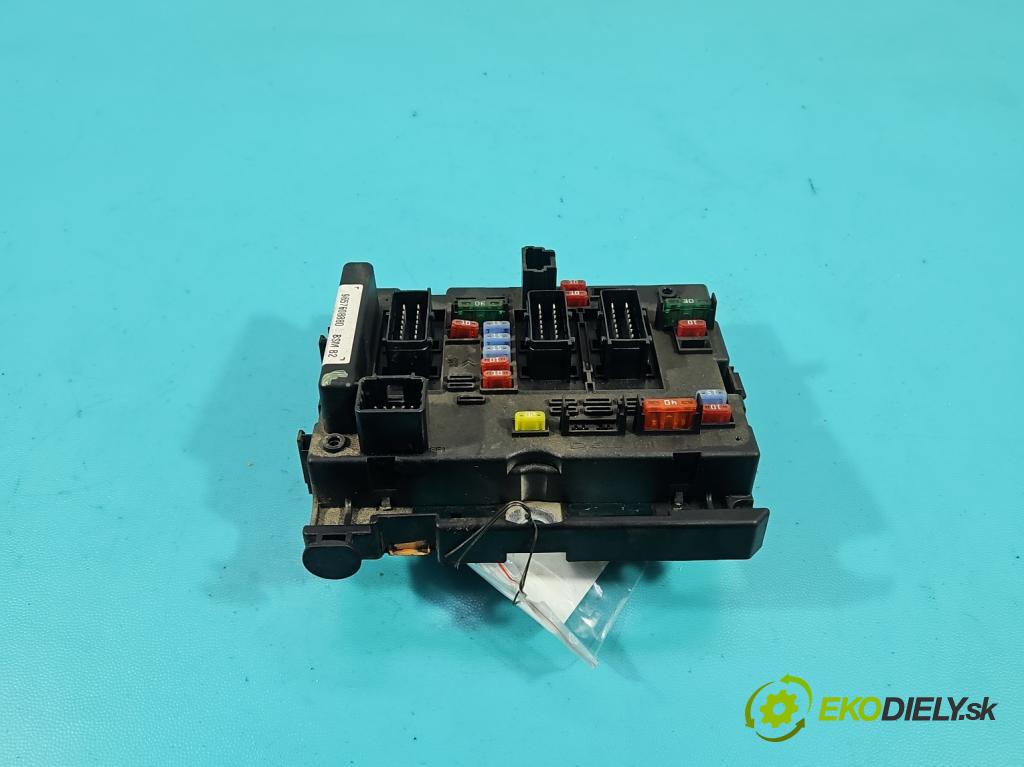 Peugeot 206 1.4 hdi 68 HP manual 50 kW 1398 cm3 5- riadiaca jednotka ostatné 9657608880