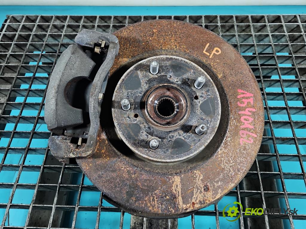 Toyota Auris II 2012-2018 1.8 hybrid 99 HP automatic 73 kW 1798 cm3 5- náboj ľavé  (Náboj kolesa)