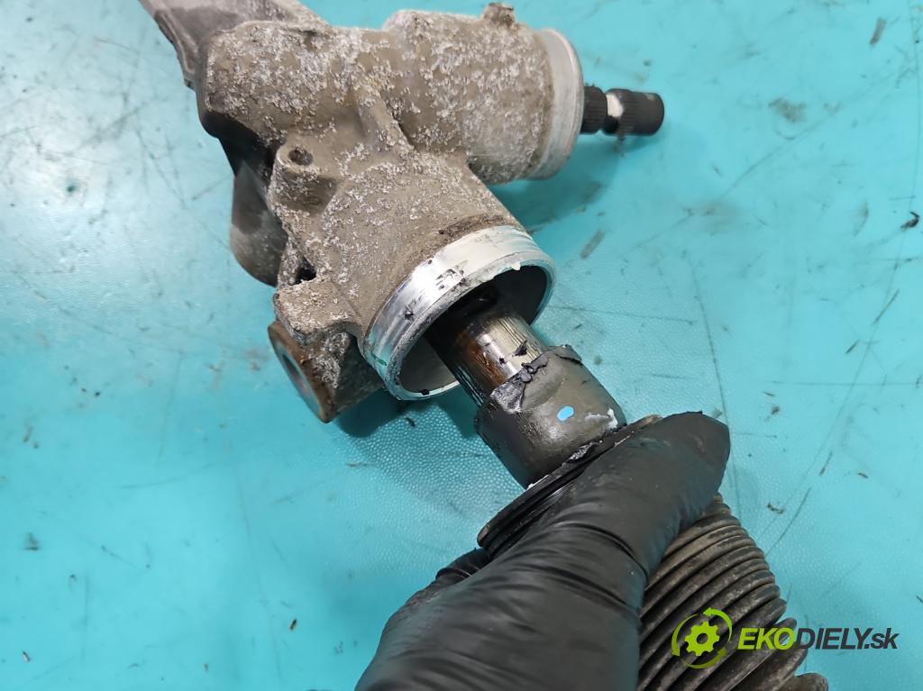 Toyota Auris II 2012-2018 1.8 hybrid 99 HP automatic 73 kW 1798 cm3 5- Ozubené kolo: volant 45510-02330